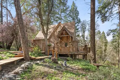 1584 Yale Creek Road, Jacksonville, OR 97530 - Photo 25