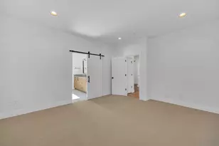 20505 Aberdeen Dr, Bend, OR 97702 - Photo 27