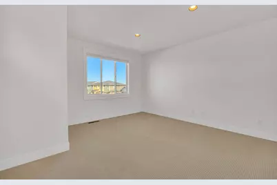 20505 Aberdeen Drive, Bend, OR 97702 - Photo 37