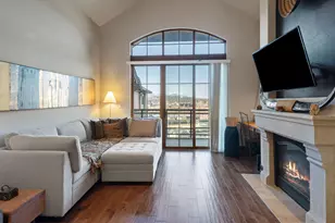 363 Bluff Dr, Bend, OR 97702 - Photo 9