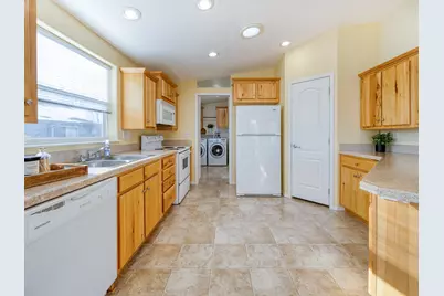 3218 Summers Lane, Klamath Falls, OR 97603 - Photo 9