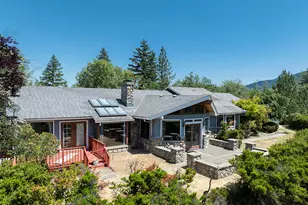 300 Work Ln, Grants Pass, OR 97527 - Photo 3