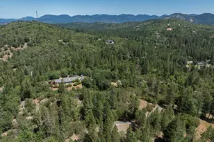 300 Work Ln, Grants Pass, OR 97527 - Photo 39