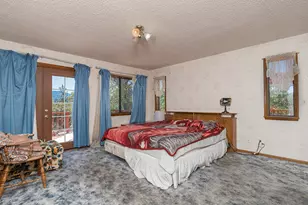 300 Work Ln, Grants Pass, OR 97527 - Photo 19