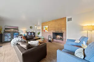 61022 Parrell Rd, Bend, OR 97702 - Photo 11