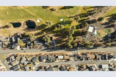 61022 Parrell Road, Bend, OR 97702 - Photo 41