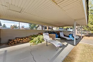 61022 Parrell Rd, Bend, OR 97702 - Photo 31