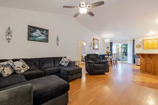 17253 Widgeon Dr, Bend, OR 97707 - Photo 11