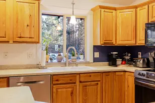 17253 Widgeon Dr, Bend, OR 97707 - Photo 19