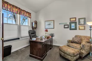 1075 NE Hudspeth Ln, Prineville, OR 97754 - Photo 5