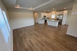 93 Northridge Terrace, Medford, OR 97501 - Photo 3