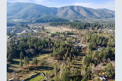 681 Daisy Hill Road, Cave Junction, OR 97523 - Photo 5