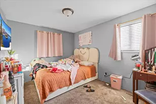 421 Benson St, Medford, OR 97501 - Photo 11