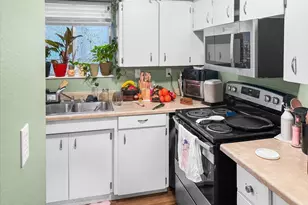 421 Benson St, Medford, OR 97501 - Photo 7