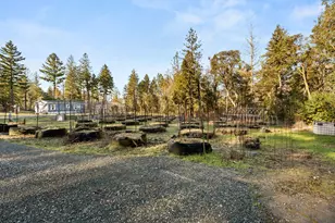 275 Hyde Park Road SW, Grants Pass, OR 97527 - Photo 25