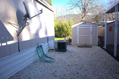 22071 Highway 62 # 54, Shady Cove, OR 97539 - Photo 19