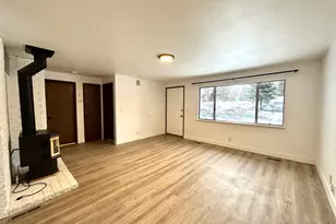 2634 SW Umatilla Ct, Redmond, OR 97756 - Photo 9