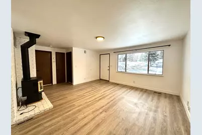 2634 SW Umatilla Court, Redmond, OR 97756 - Photo 3