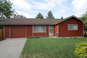 2634 SW Umatilla Ct, Redmond, OR 97756 - Photo 1