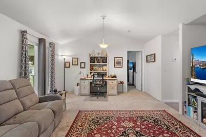 1716 Gardendale Lane, Grants Pass, OR 97527 - Photo 15