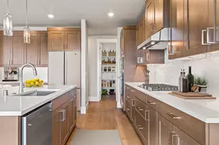 1313 NW Ochoa Dr, Bend, OR 97703 - Photo 3