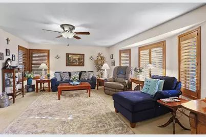 2489 Senate Way, Medford, OR 97504 - Photo 9