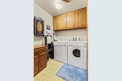 2489 Senate Way, Medford, OR 97504 - Photo 23