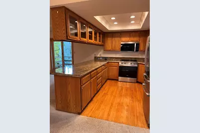 2489 Senate Way, Medford, OR 97504 - Photo 7