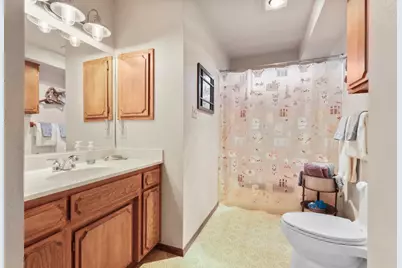 2489 Senate Way, Medford, OR 97504 - Photo 19