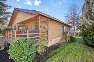 2489 Senate Way, Medford, OR 97504 - Photo 31