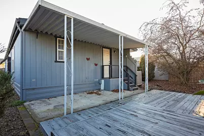 1570 S Peach Street #SPC 4, Medford, OR 97501 - Photo 19