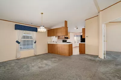 1570 S Peach Street #SPC 4, Medford, OR 97501 - Photo 7