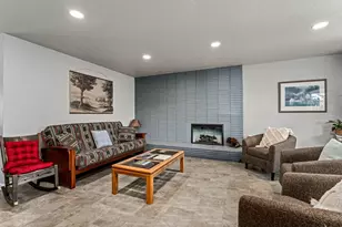 740 NW Kinney St, Grants Pass, OR 97526 - Photo 7