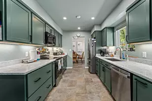 740 NW Kinney St, Grants Pass, OR 97526 - Photo 11