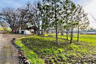 3399 Dodge Rd, White City, OR 97503 - Photo 7