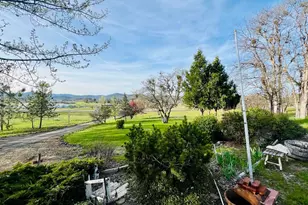 3399 Dodge Rd, White City, OR 97503 - Photo 9