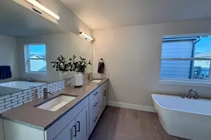 21836 SE Stromboli Ct, Bend, OR 97702 - Photo 19