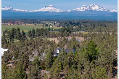 69150 Butcher Block Boulevard, Sisters, OR 97759 - Photo 3