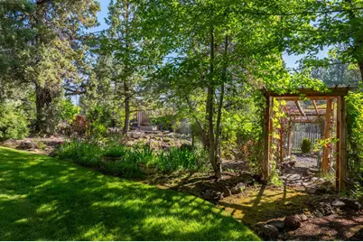 69150 Butcher Block Boulevard, Sisters, OR 97759 - Photo 81