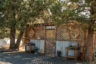 69150 Butcher Block Blvd, Sisters, OR 97759 - Photo 85