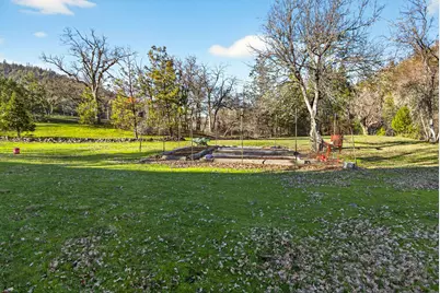 7555 E Antelope Road, Eagle Point, OR 97524 - Photo 47