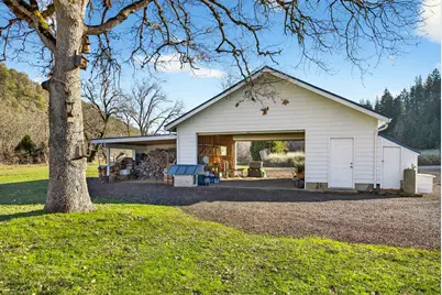7555 E Antelope Road, Eagle Point, OR 97524 - Photo 45