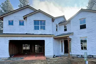 61437 SE Daybreak Ct, Bend, OR 97702 - Photo 1