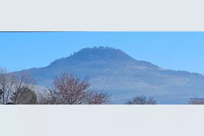 1973 Orinda Circle, Medford, OR 97504 - Photo 17