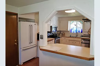 5030 Del Mar Drive, Central Point, OR 97502 - Photo 7