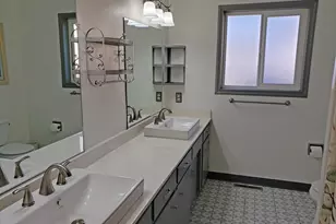 5030 Del Mar Dr, Central Point, OR 97502 - Photo 17