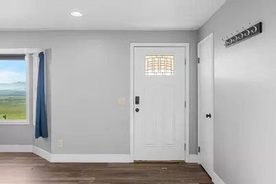 5942 Foothill Road, Medford, OR 97502 - Photo 7