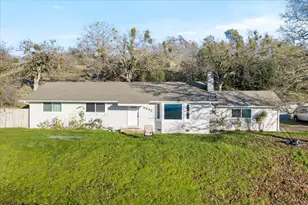 5942 Foothill Rd, Medford, OR 97502 - Photo 3