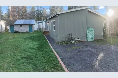 594 Detrick Drive #4, Grants Pass, OR 97527 - Photo 33