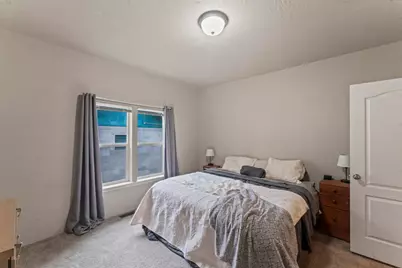 594 Detrick Drive #4, Grants Pass, OR 97527 - Photo 9